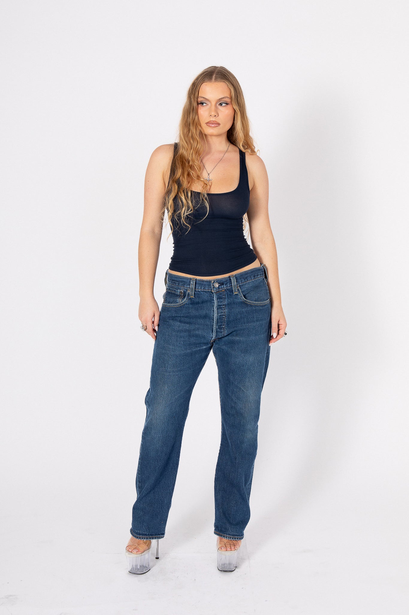 JEAN 147