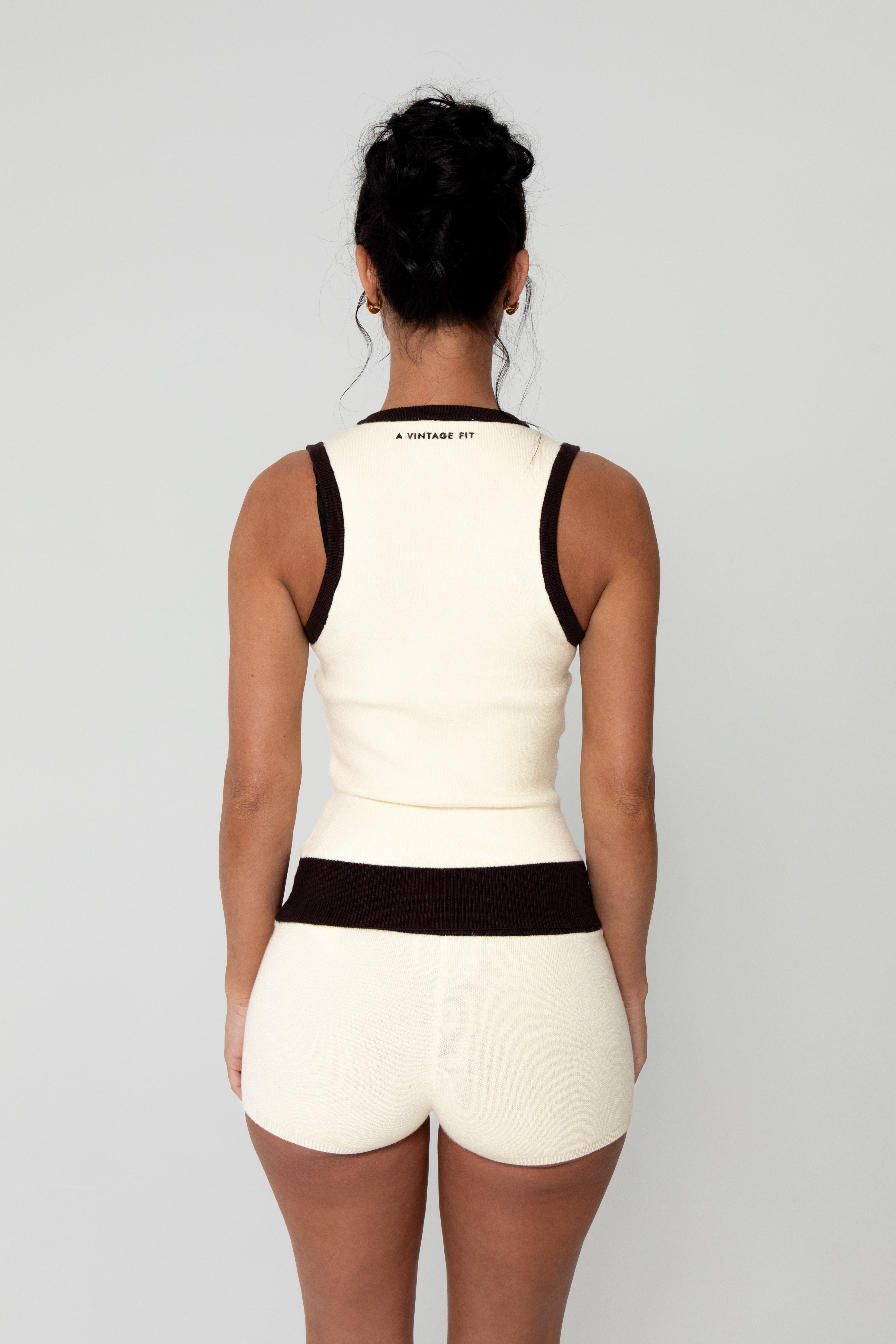 KNIT VEST BUTTER
