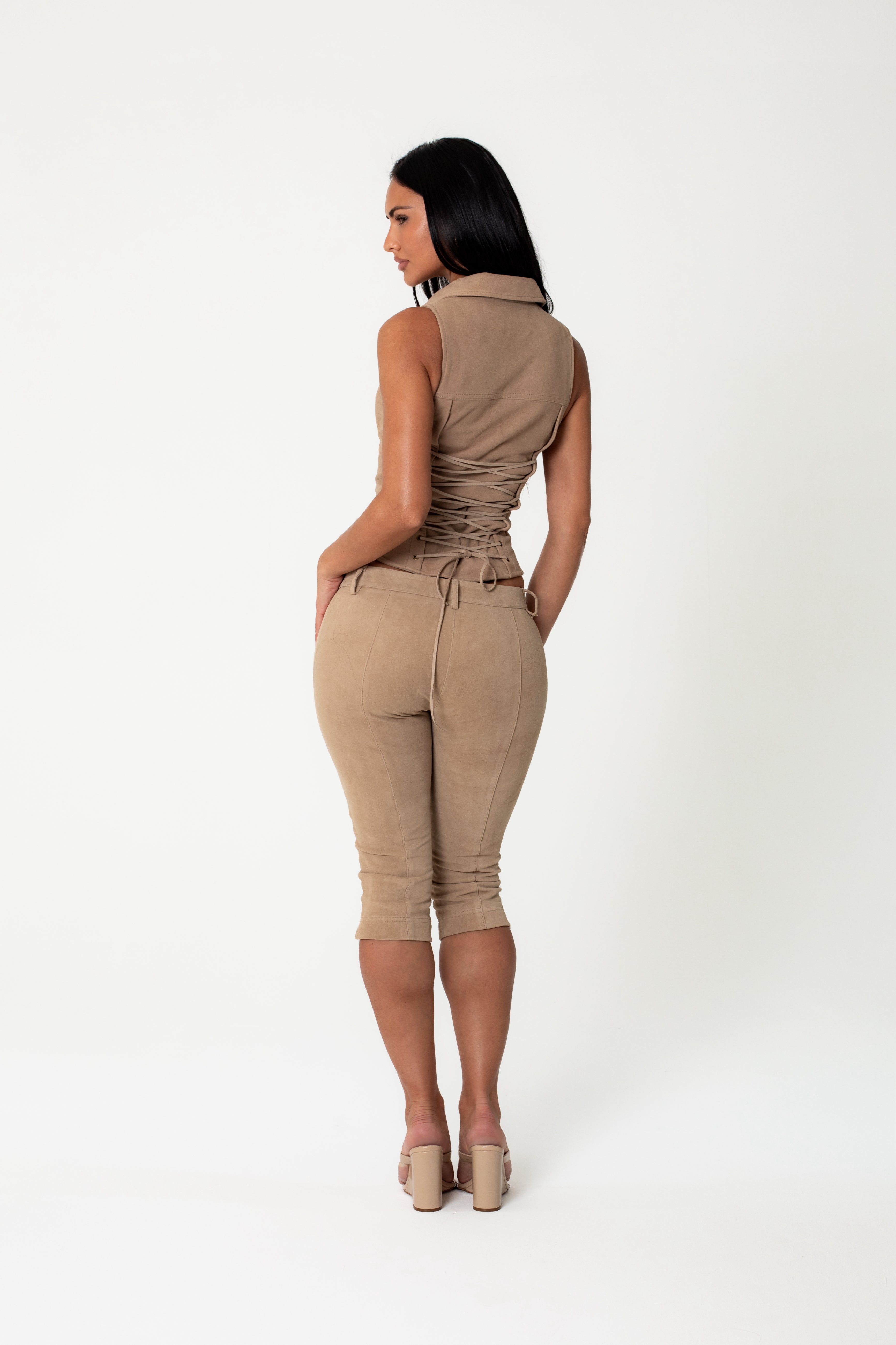 SUEDE CAPRI