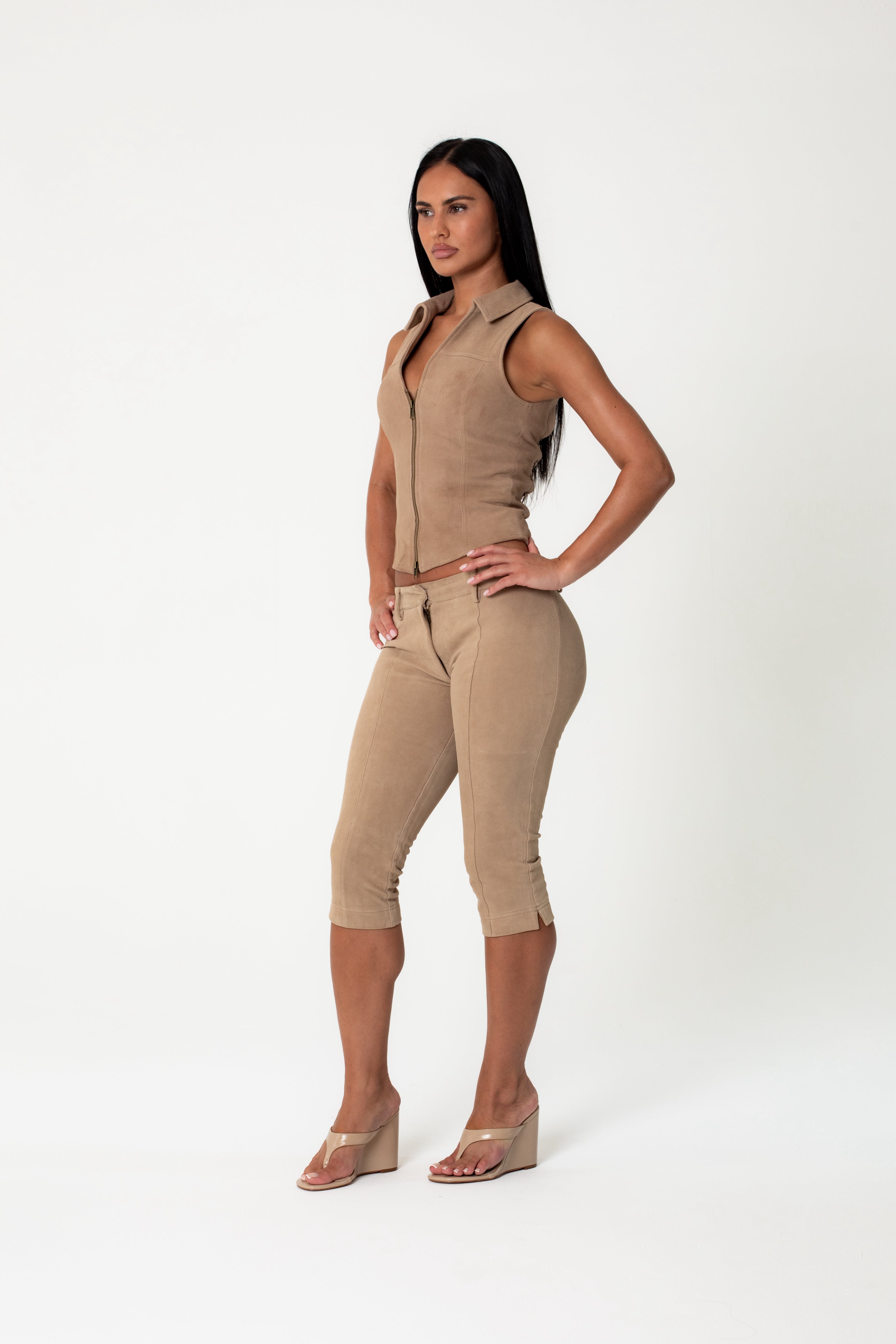 SUEDE CAPRI