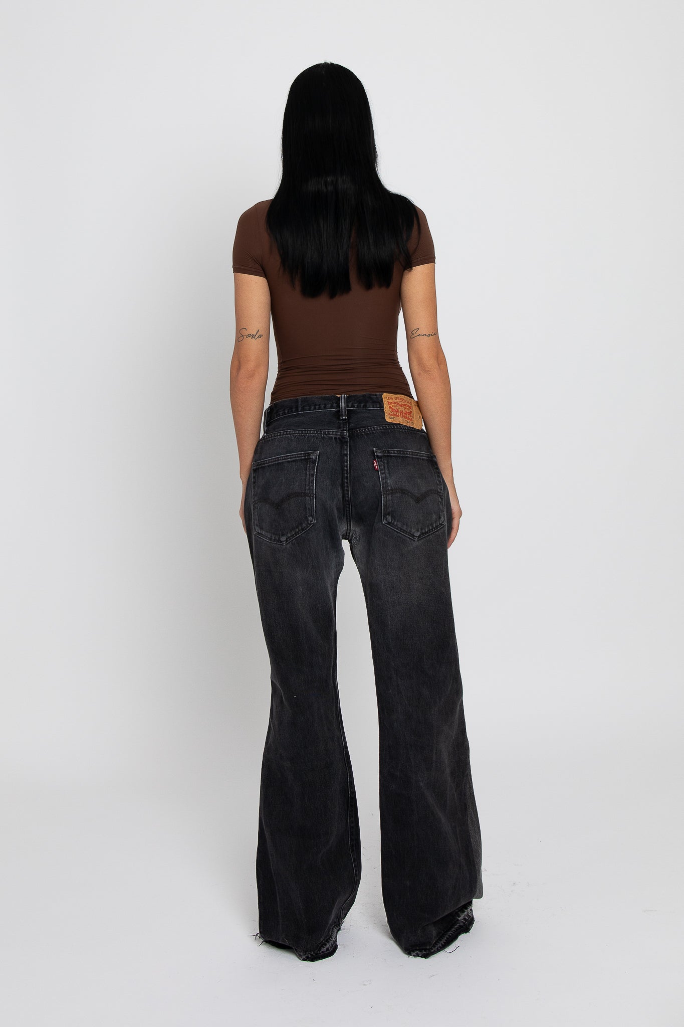 JEAN 235