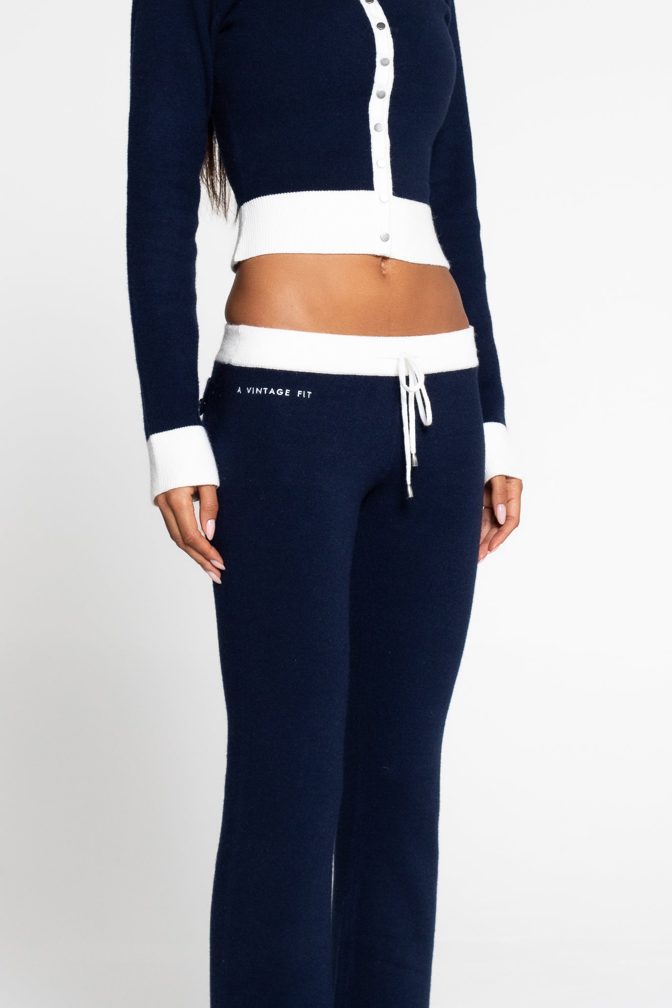 KNIT PANTS NAVY CREAM