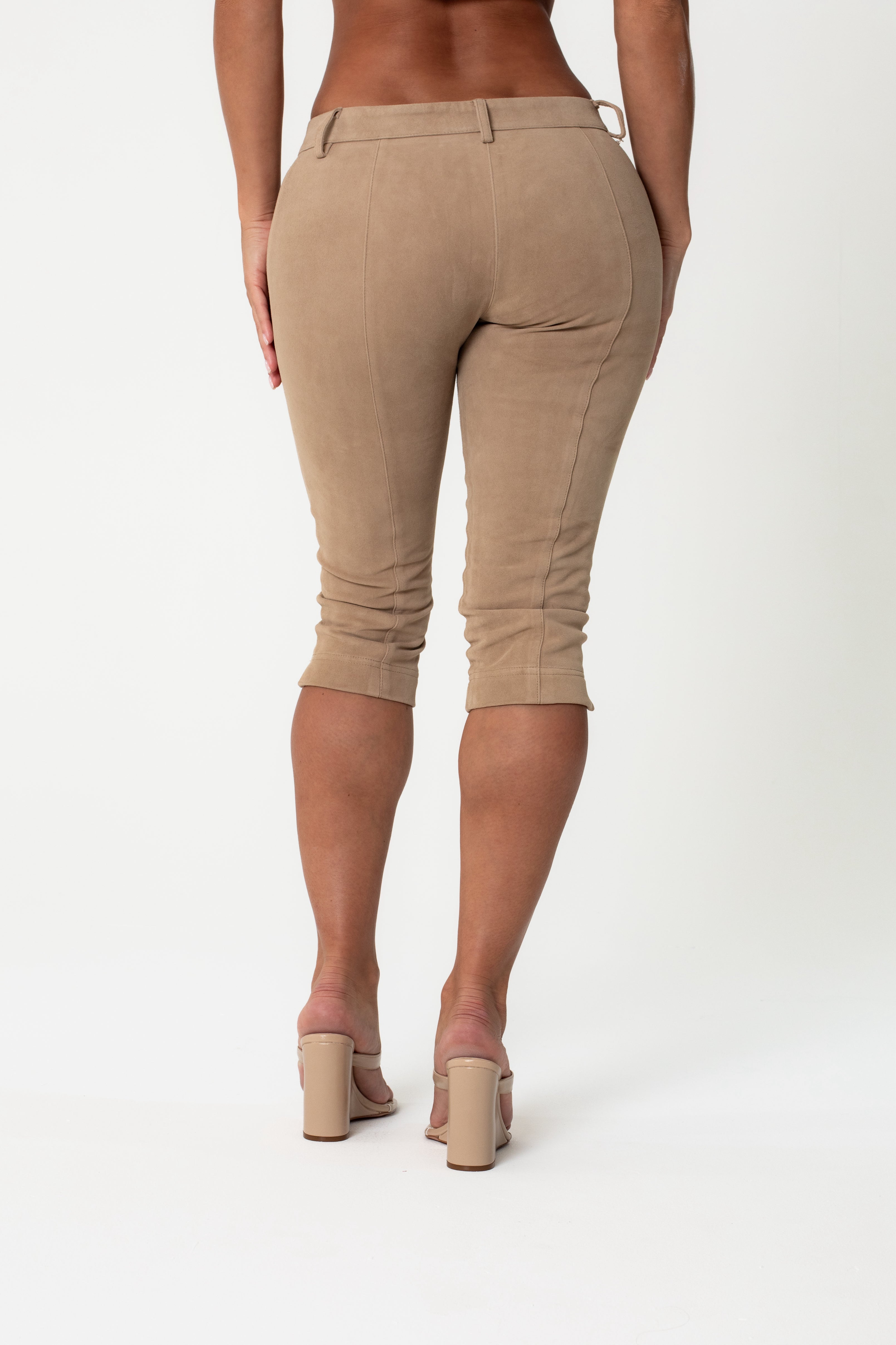 SUEDE CAPRI