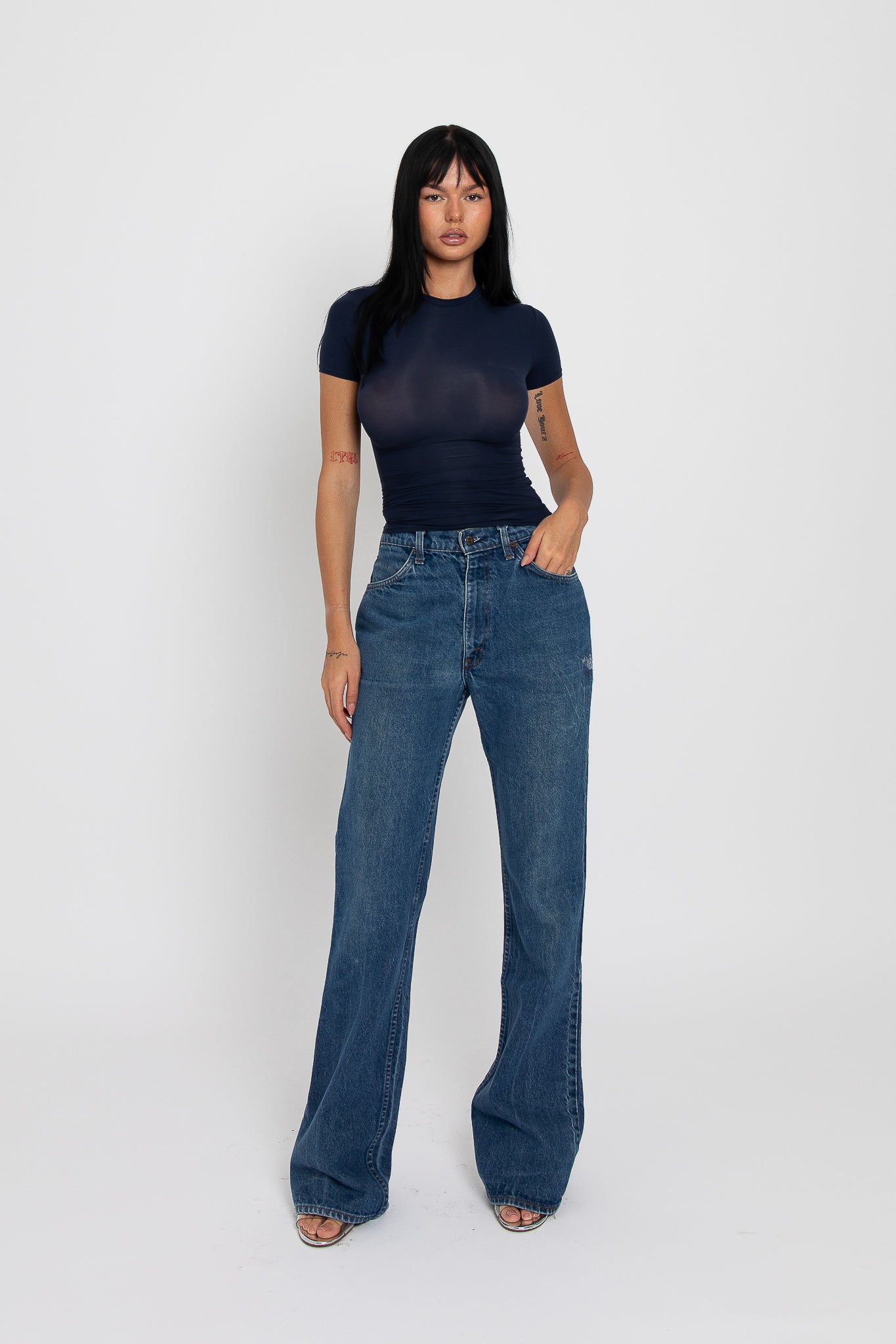 JEAN 240