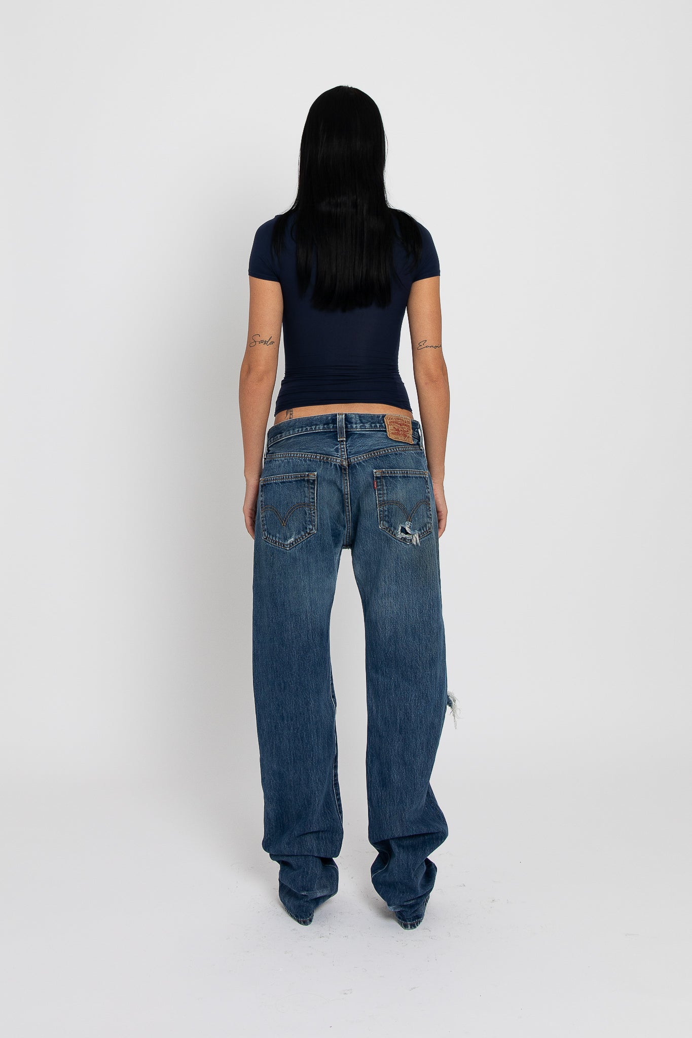 JEAN 242