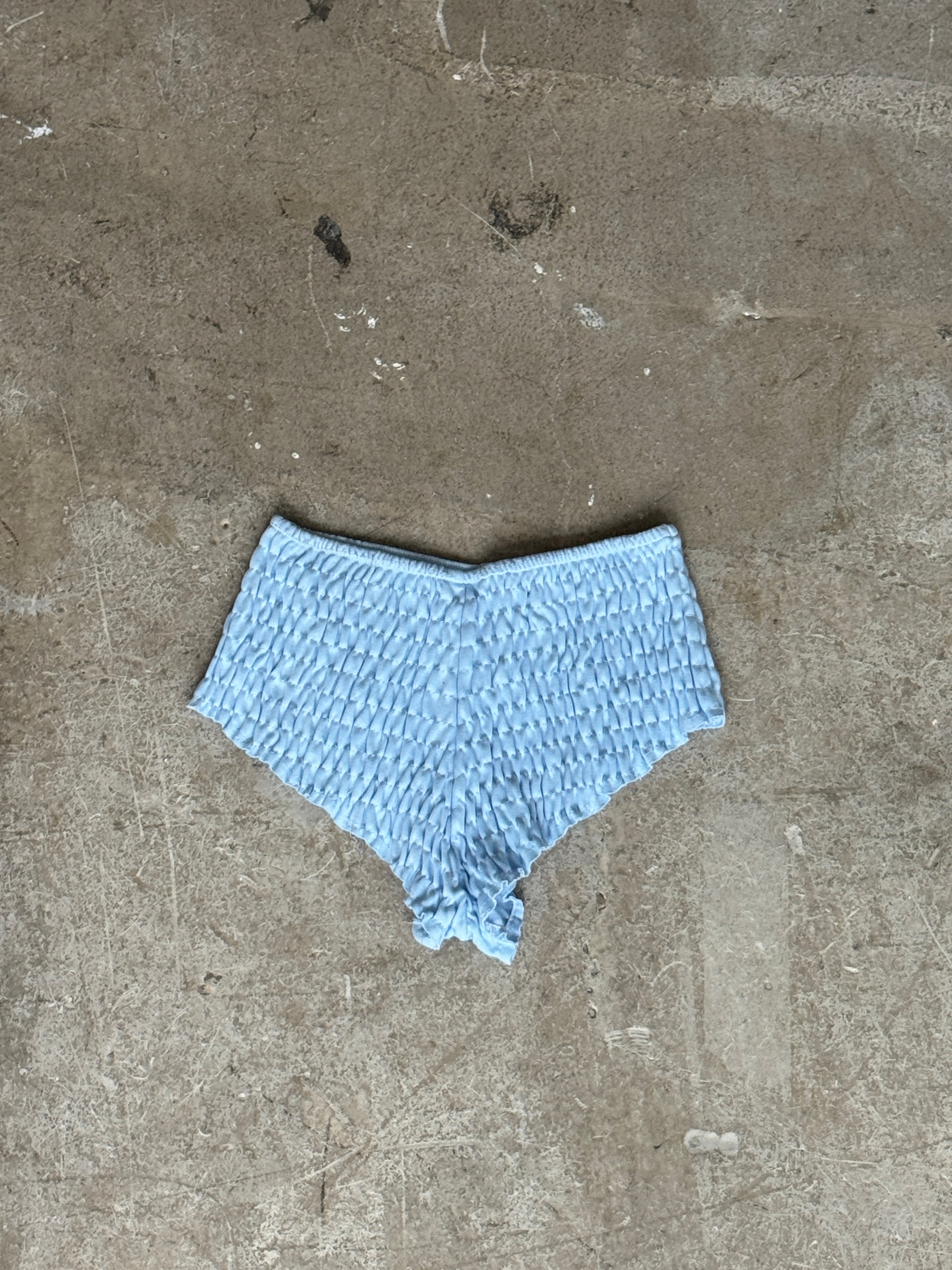 SHIRRED SHORT ICE